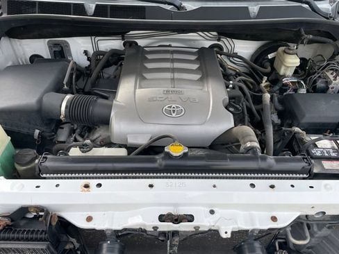 Used 2008 Toyota Tundra 4x4 CrewMax image 21
