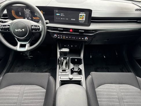 Used 2025 Kia K5 LXS image 12