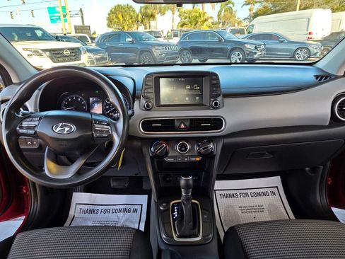 Used 2019 Hyundai Kona SE image 14