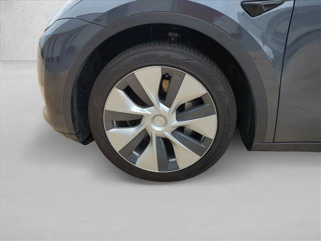 Used 2021 Tesla Model Y Long Range AWD/4WD image 24