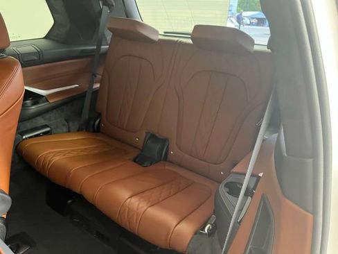 Used 2026 BMW X7 xDrive40i w/ Executive Package image 20