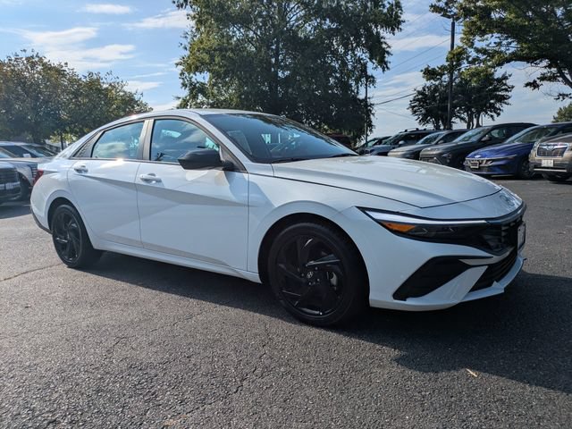 Certified 2026 Hyundai Elantra Sport FWD image 2
