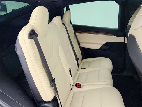 Used 2022 Tesla Model X AWD/4WD image 27