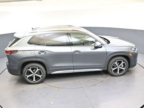 New 2026 Volkswagen Tiguan SE image 50