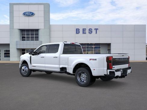 New 2026 Ford F450 Platinum w/ FX4 Off-Road Package image 4