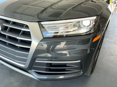 Used 2018 Audi Q5 2.0T Premium AWD/4WD image 30
