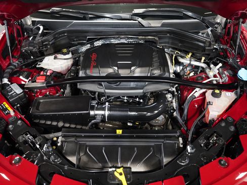 Used 2021 Alfa Romeo Stelvio Ti w/ Nero Edizione image 49