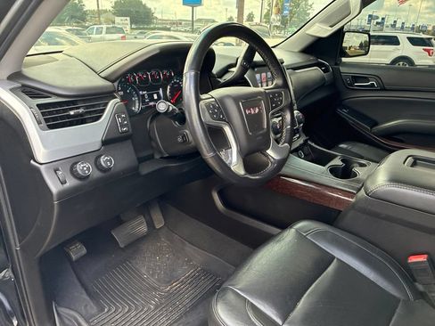 Used 2019 GMC Yukon XL SLT AWD/4WD image 22