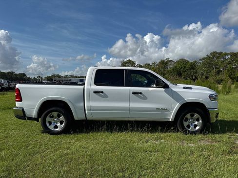 Certified 2025 RAM 1500 Big Horn AWD/4WD image 2