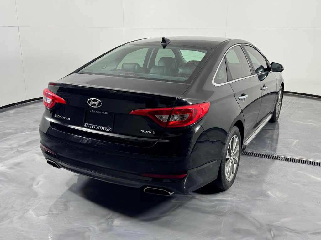 Used 2015 Hyundai Sonata Sport w/ Option Group 03 FWD image 5
