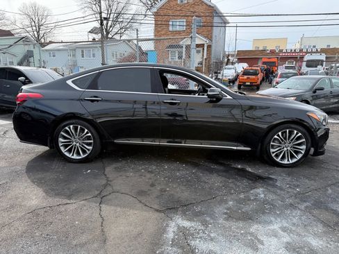 Used 2016 Hyundai Genesis 3.8 image 7