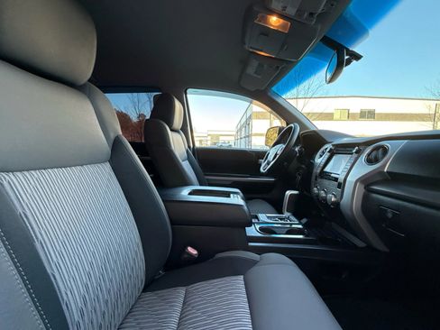 Used 2017 Toyota Tundra SR5 image 23