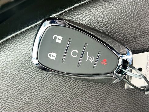 Used 2023 Chevrolet Equinox RS w/ RS Leather Package image 36