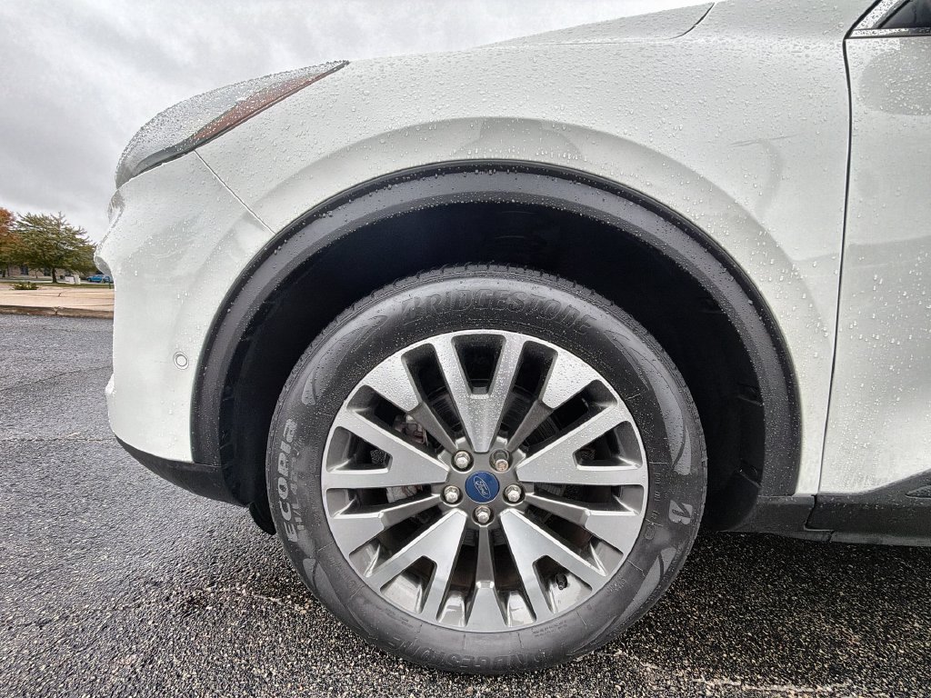 Used 2020 Ford Escape Titanium AWD/4WD image 18