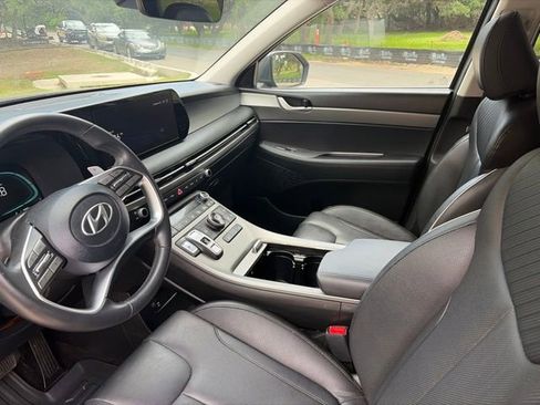 Used 2024 Hyundai Palisade SEL FWD image 13