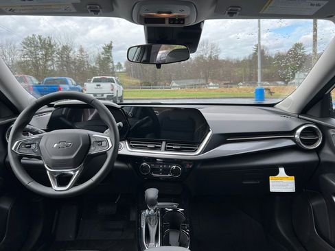 New 2026 Chevrolet Trax ACTIV w/ Driver Confidence Package image 15