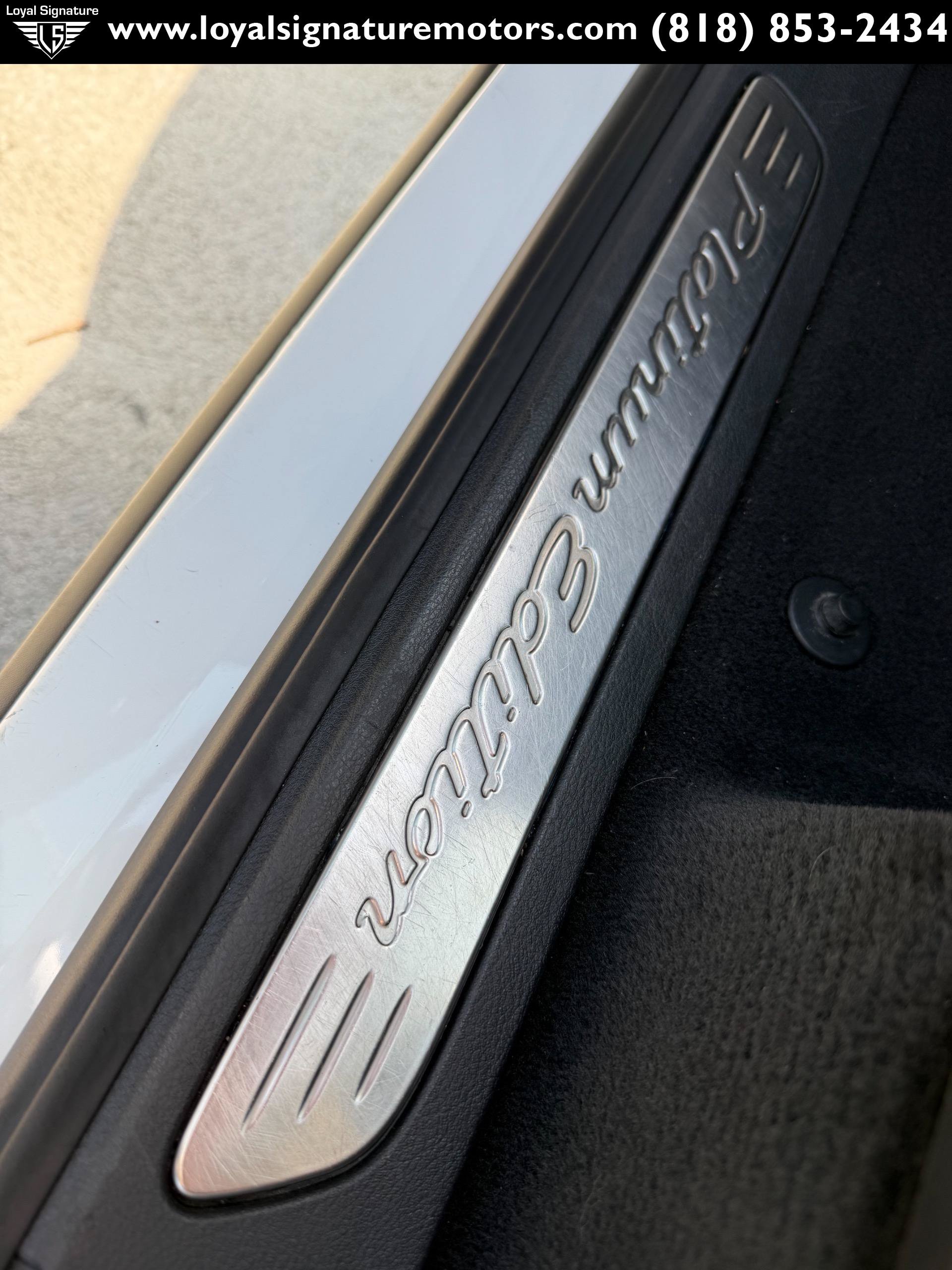 Used 2014 Porsche Cayenne Platinum Edition AWD/4WD image 39