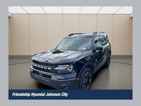 Used 2025 Ford Bronco Sport Outer Banks w/ Outer Banks Tech Package+ AWD/4WD image 1