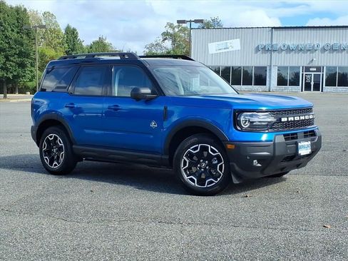 New 2025 Ford Bronco Sport Outer Banks w/ Outer Banks Tech Package+ image 2