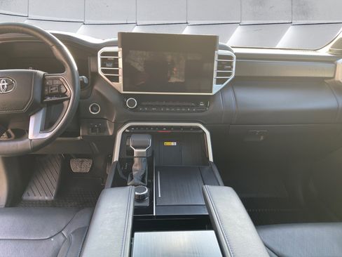 Used 2024 Toyota Tundra Platinum image 11