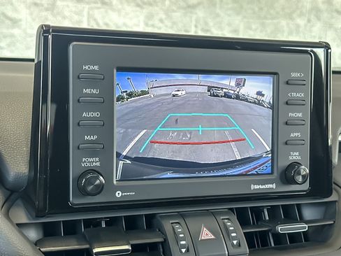 Certified 2022 Toyota RAV4 XLE Premium AWD/4WD image 18