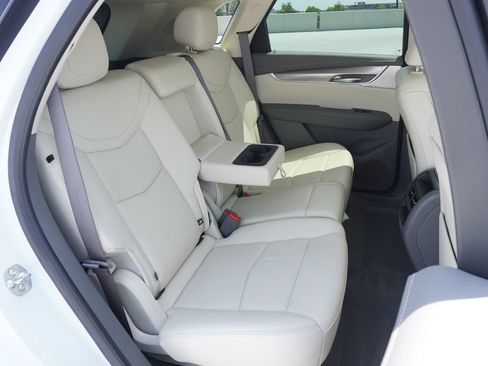 Used 2024 Cadillac XT5 Premium Luxury w/ Technology Package FWD image 9