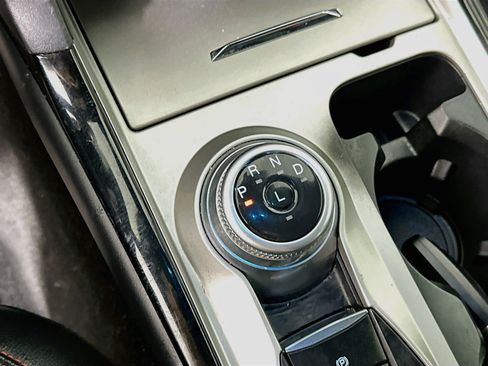 Used 2022 Ford Explorer ST-Line AWD/4WD image 25