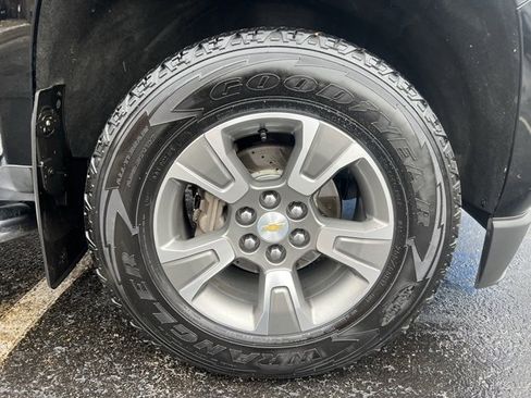 Used 2019 Chevrolet Colorado Z71 image 37