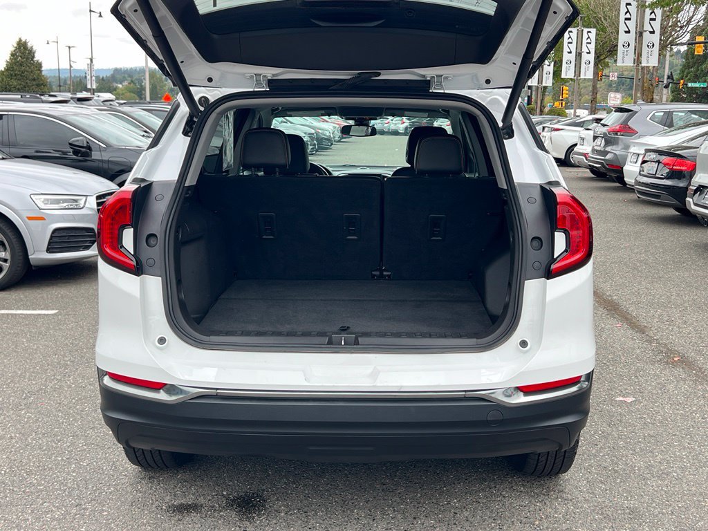 Used 2022 GMC Terrain AT4 AWD/4WD image 10