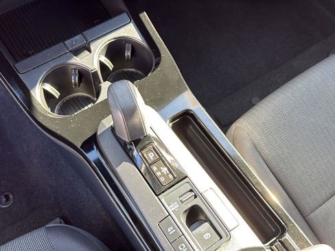 Used 2024 Toyota Prius LE image 17