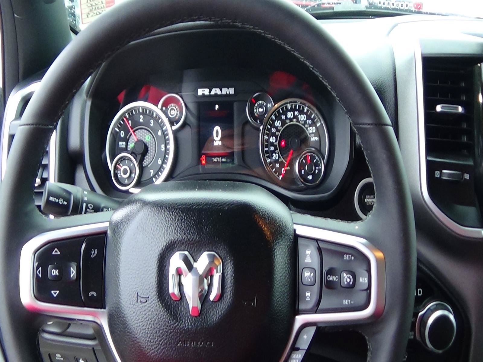 Used 2025 RAM 1500 Big Horn AWD/4WD image 22