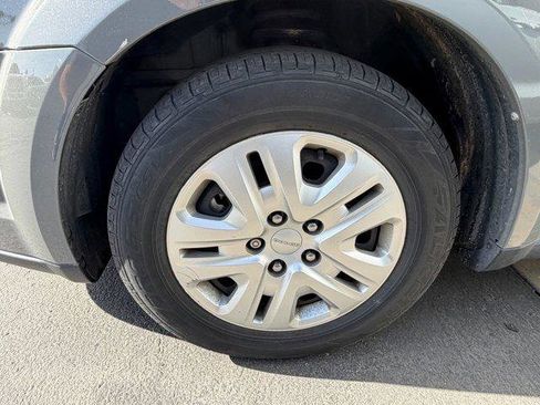 Used 2019 Dodge Journey SE image 6