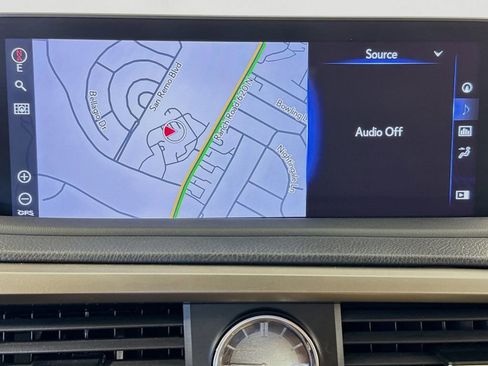 Used 2022 Lexus RX 450hL AWD w/ Premium Package image 13