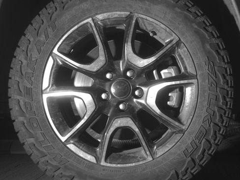 Used 2025 Jeep Compass Trailhawk image 13