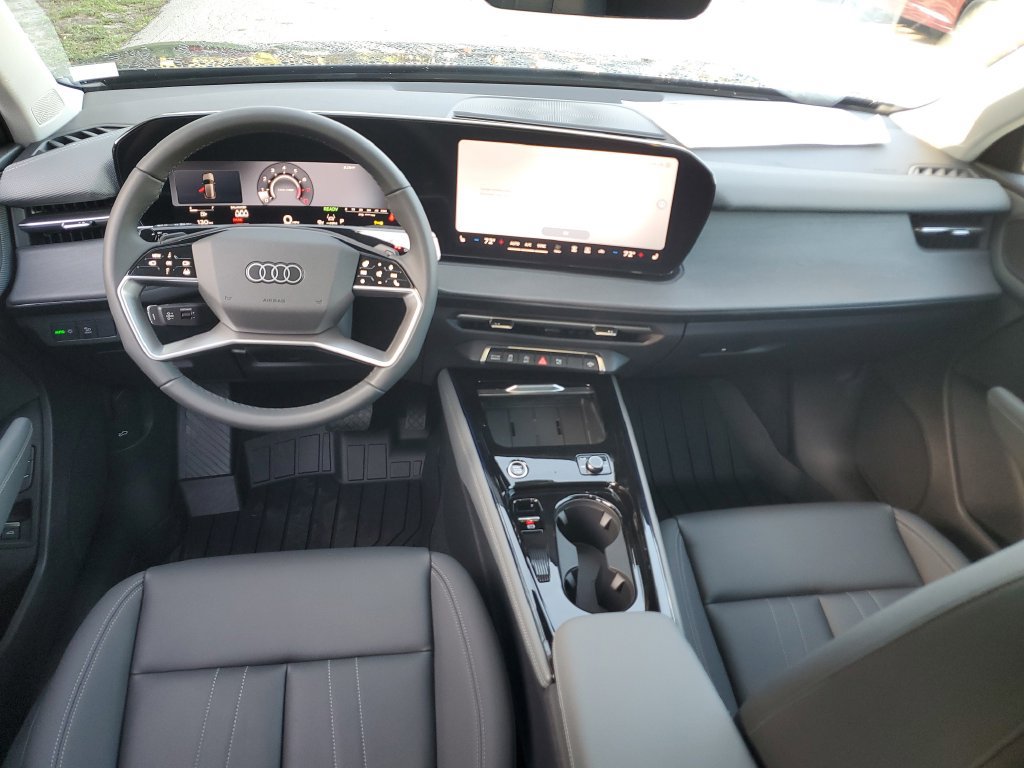 New 2026 Audi Q3 quattro 2.0T AWD/4WD image 3