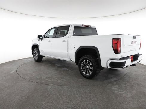 Used 2025 GMC Sierra 1500 AT4 image 9