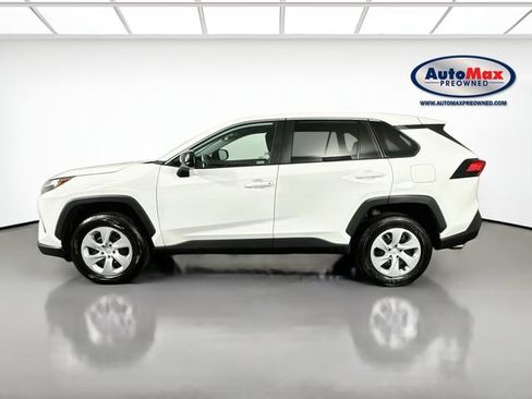Used 2025 Toyota RAV4 LE AWD/4WD image 9
