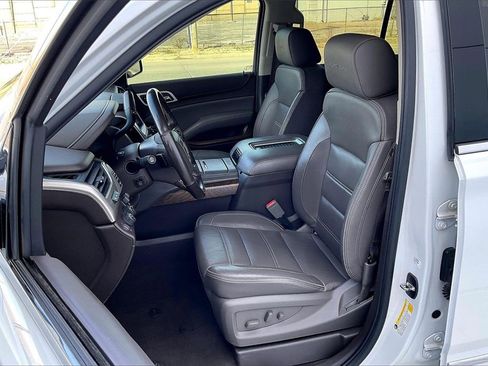 Used 2019 GMC Yukon Denali image 25