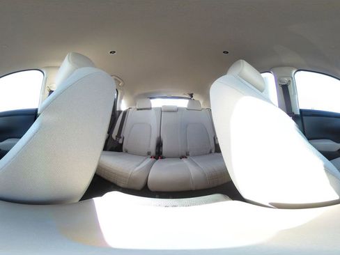 Used 2025 Honda HR-V LX image 42