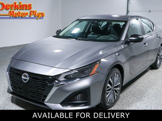 Used 2024 Nissan Altima 2.5 SV FWD video 1