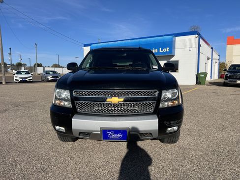 Used 2014 Chevrolet Tahoe LT image 3