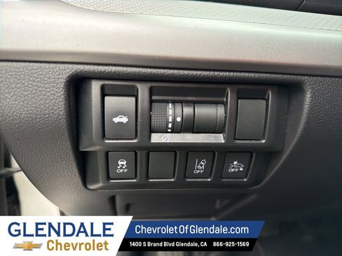 Used 2019 Subaru Legacy 2.5i Premium image 11