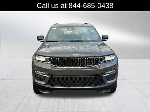 New 2025 Jeep Grand Cherokee Limited w/ Luxury Tech Group II image 2