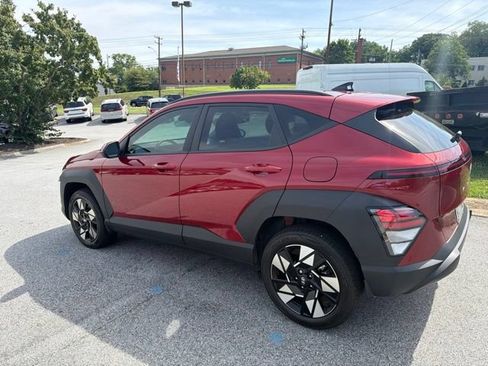 Used 2025 Hyundai Kona SEL AWD/4WD image 15