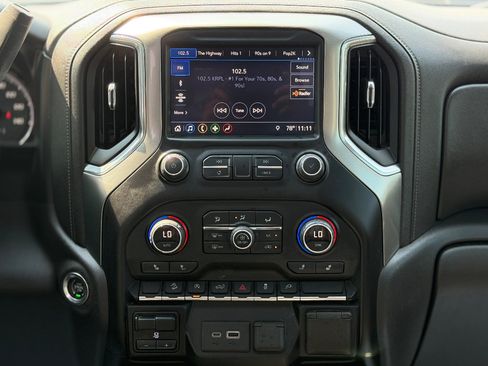 Used 2019 Chevrolet Silverado 1500 RST w/ All-Star Edition AWD/4WD image 12