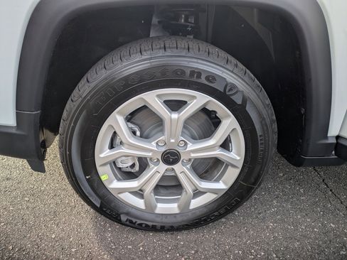 New 2026 Jeep Compass Latitude image 23