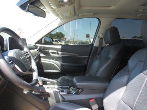 Used 2022 Kia Telluride EX w/ EX Premium Package image 14