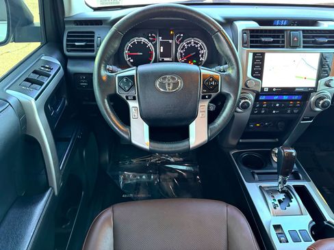 Used 2023 Toyota 4Runner Limited image 23