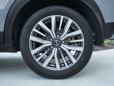 Used 2022 Nissan Kicks SV image 29