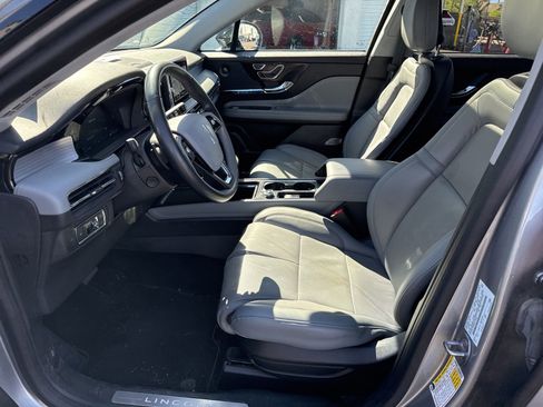 Used 2022 Lincoln Corsair Reserve w/ Equipment Group 201A image 10